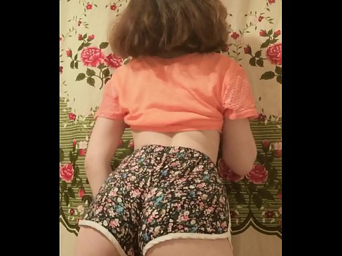 ❤️ מותק צעיר סקסי פושט את המכנסיים הקצרים במצלמה ☑ סרטון סקס בפורנו iw.onetubes.top ❌️
